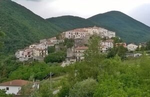 Colli a Volturno borgo in Molise