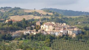 Cartoceto borgo in Marche