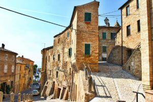 Carassai borgo in Marche