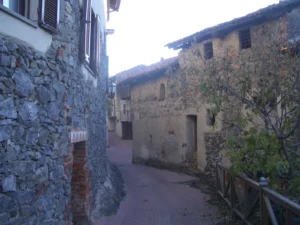 Pavone Canavese borgo in Piemonte